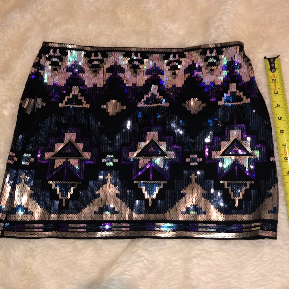 Express sequin skirt